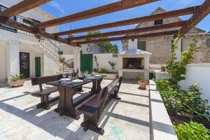 objects/3236/149185_Villa in Povlja, Brac (19).jpg